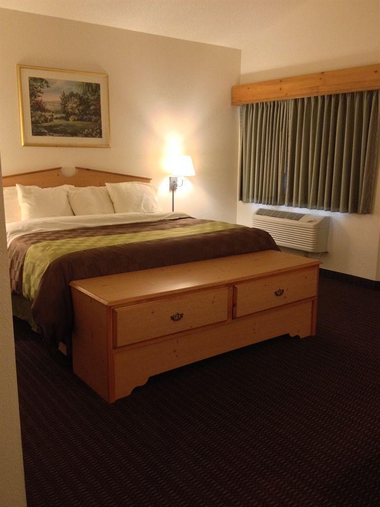 Americinn Belle Plaine Esterno foto